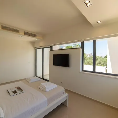 Luxury Mirror - 200meters From The
