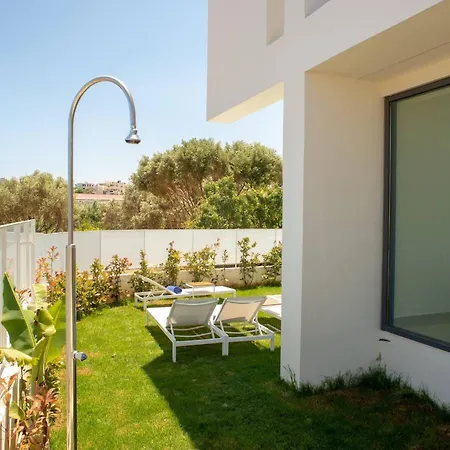 Luxury Mirror - 200meters From The Daratsos