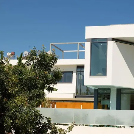 Luxury Mirror - 200meters From The *
