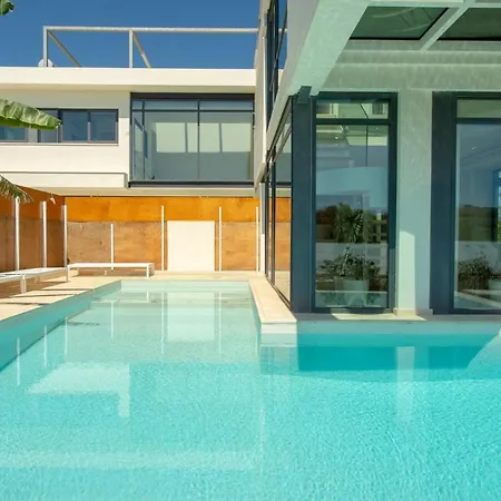 Luxury Mirror - 200meters From The