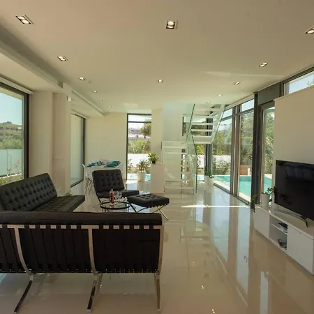 Villa Luxury Mirror - 200meters From The *