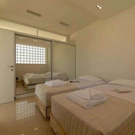 Villa Luxury Mirror - 200meters From The