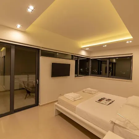 Villa Luxury Mirror - 200meters From The Daratsos