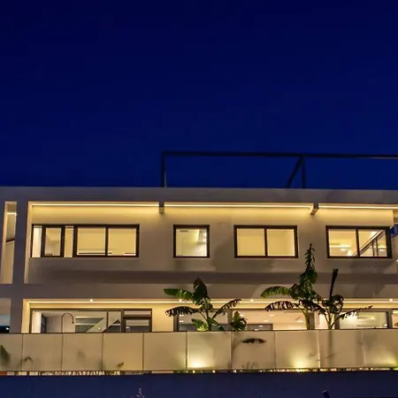 Villa Luxury Mirror - 200meters From The