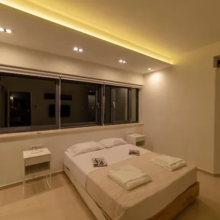 Villa Luxury Mirror - 200meters From The Daratsos